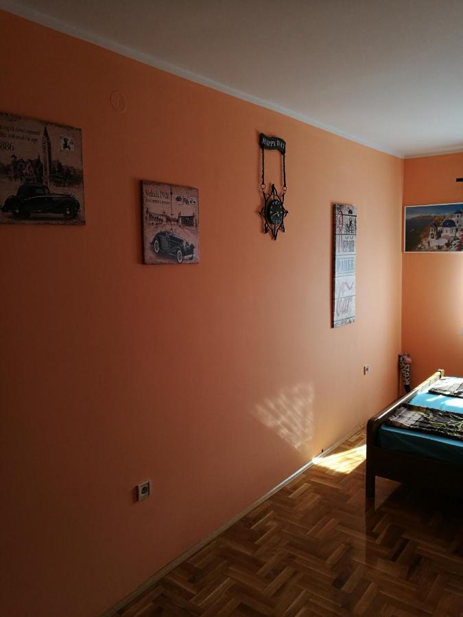 Helena Apartment Novi Sad Esterno foto